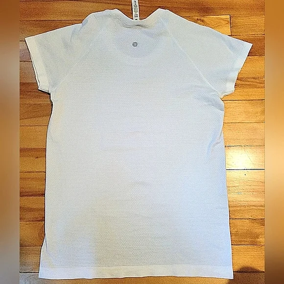Lululemon Swiftly Tech 2.0 Short Sleeve - Picture 6 of 10